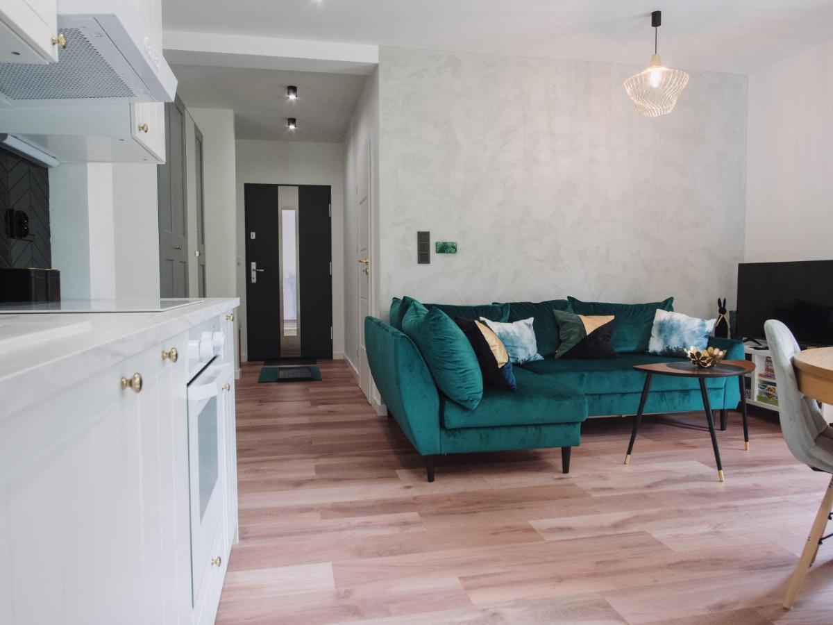 Апартаменты Apartament Nad Strumykiem Z Ogrodkiem - Dream Apart Устронь Экстерьер фото